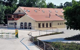 Kralovicky Dvur